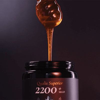 MGO 2200+ Manuka honey with a dipper